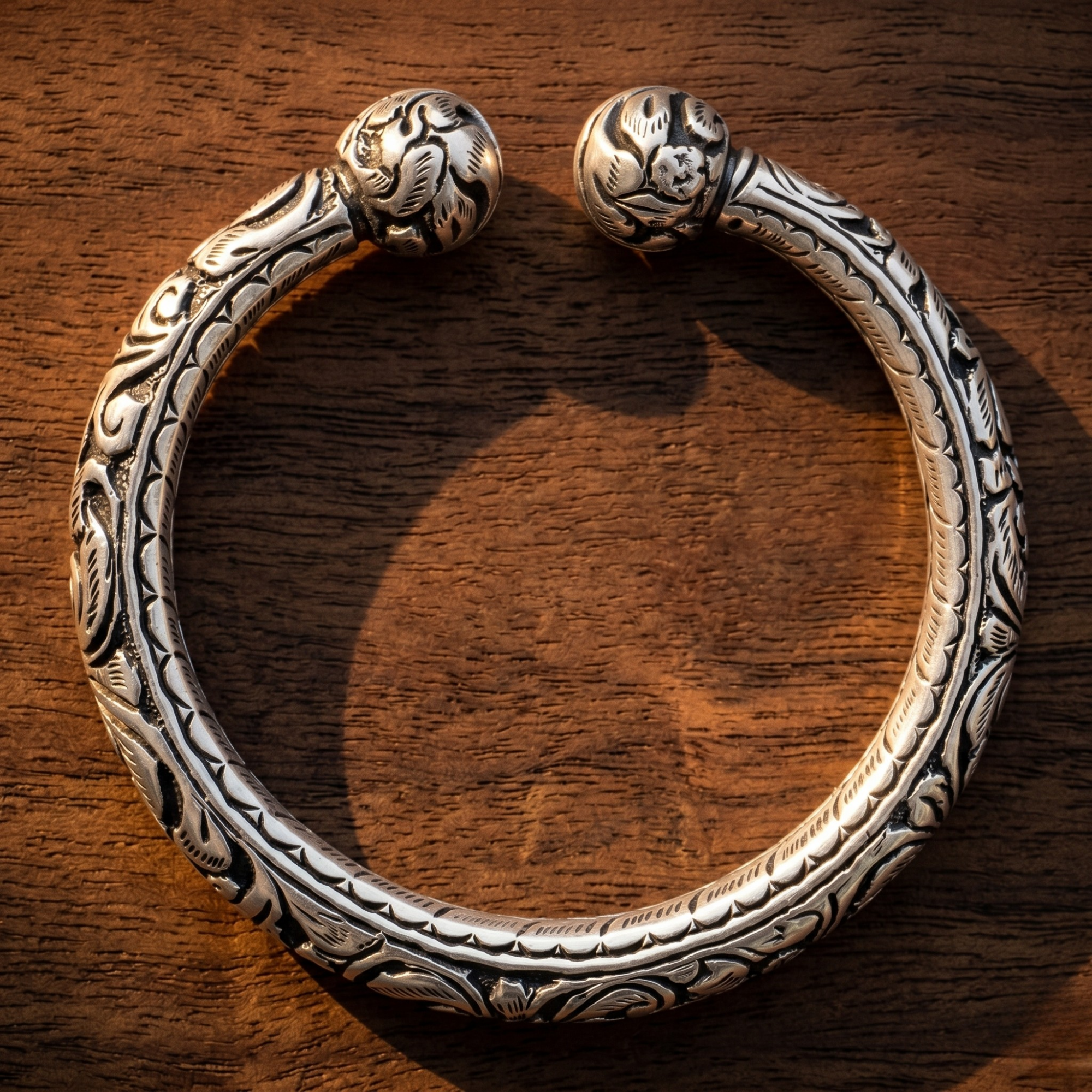 Classic Rajwadi Engraved Kada – Ruaab Exclusive 925 Silver
