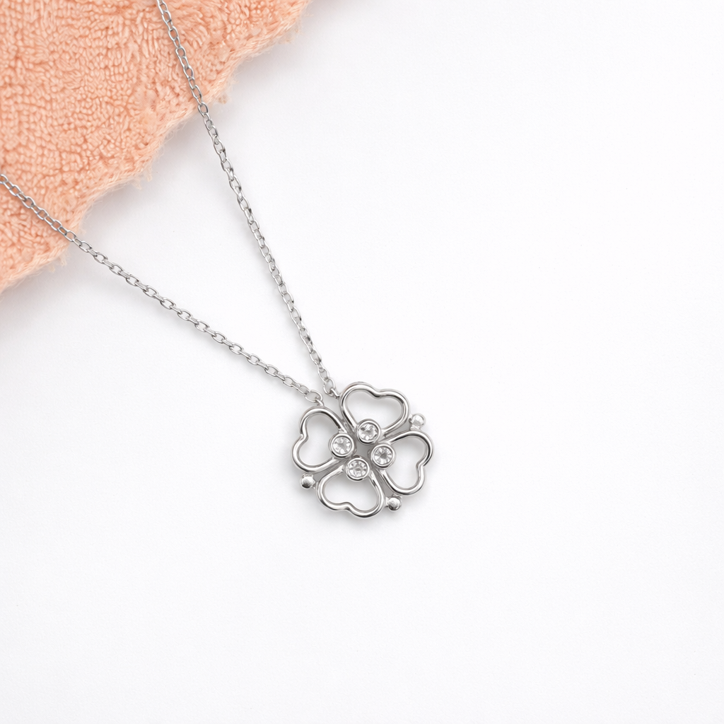 Amora 4-Heart Clover Magnetic Necklace – 925 Silver