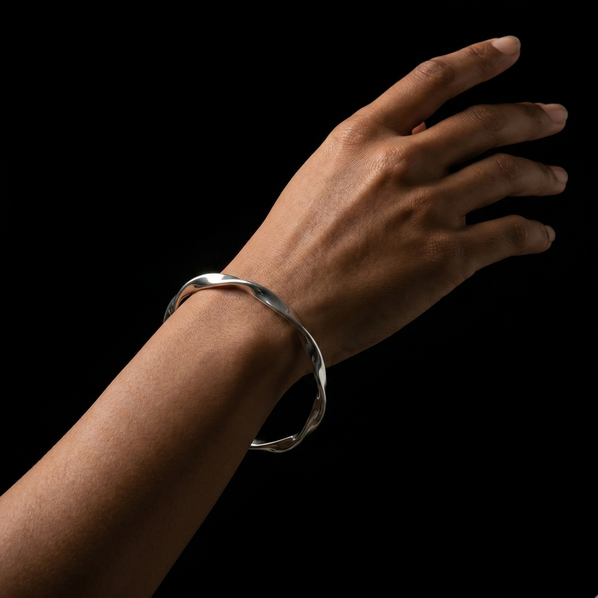 Liquid Wave Kada - 999 Silver