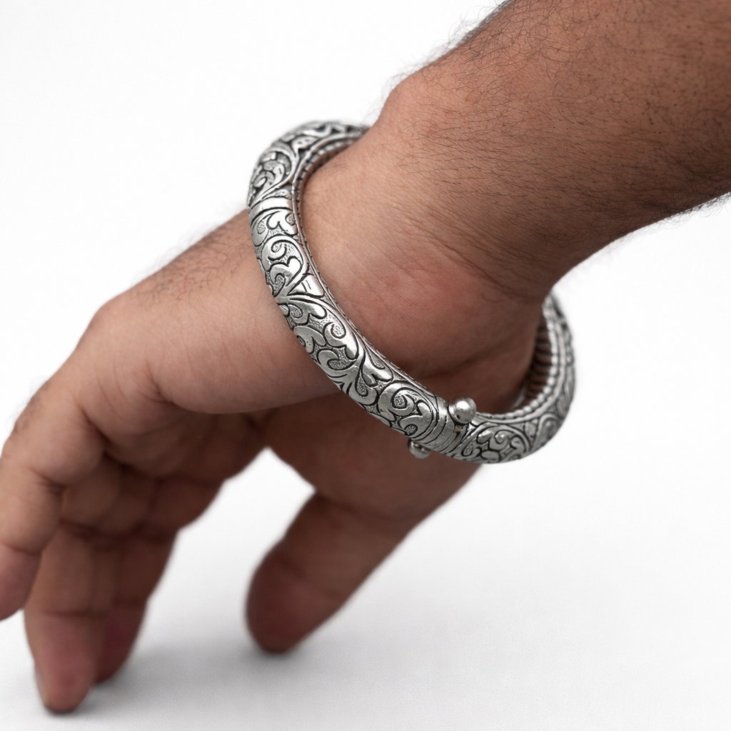 Rajwadi Carved Kada – 925 Silver